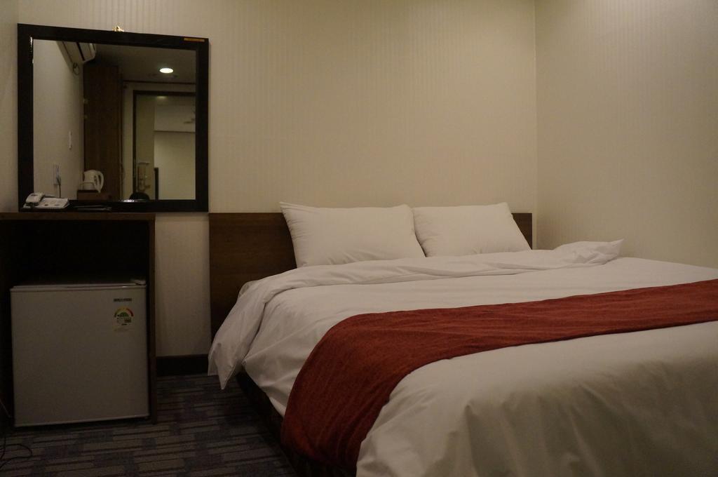 ホテルコージー ミョンドン ソウル特別市 部屋 写真